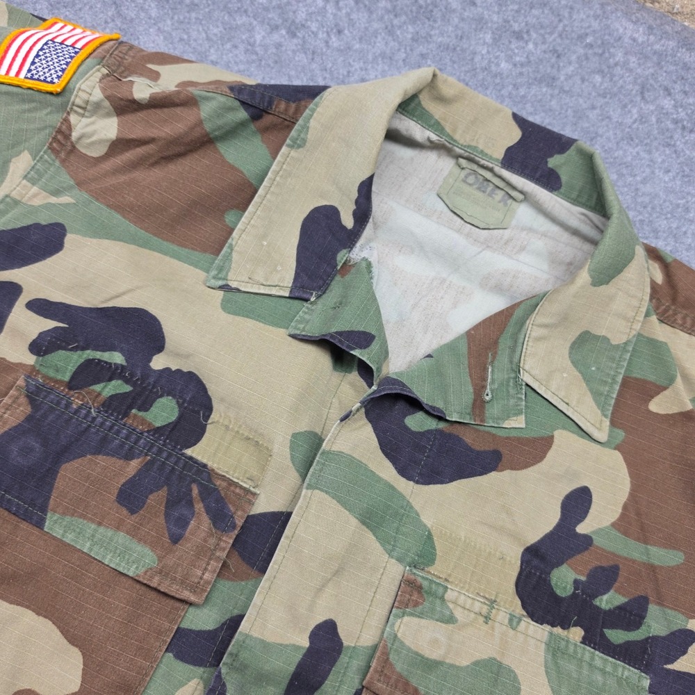 Vintage Woodland Camo BDU Field Jacket Military US Flag Patch Ripstop Shirt